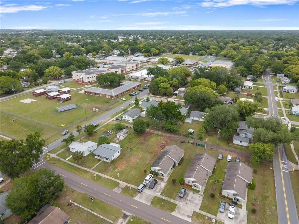 5540 8TH STREET Zephyrhills, FL 33542