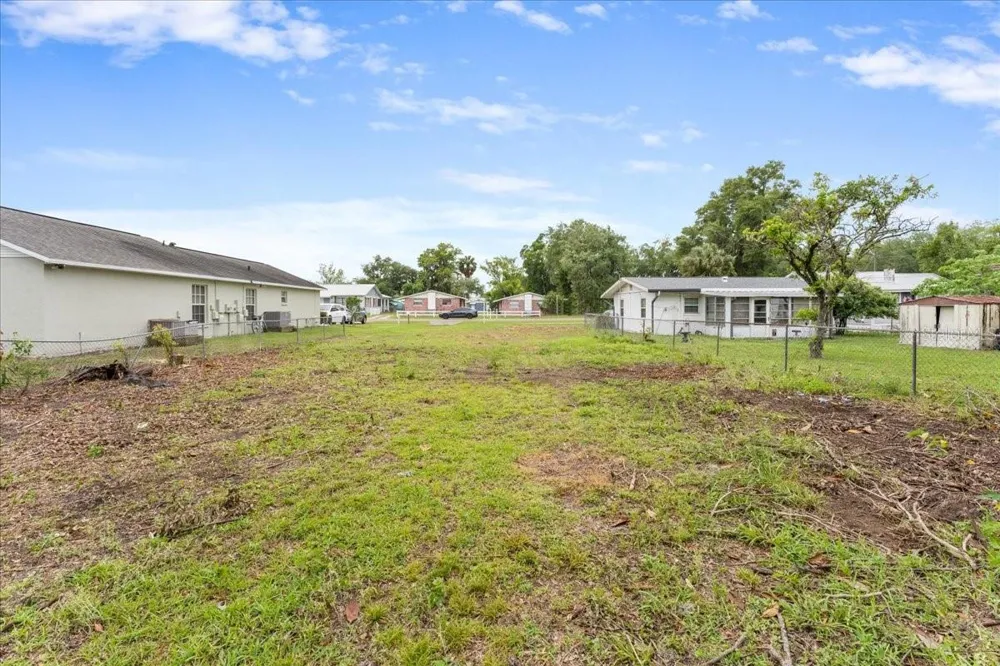 5540 8TH STREET Zephyrhills, FL 33542
