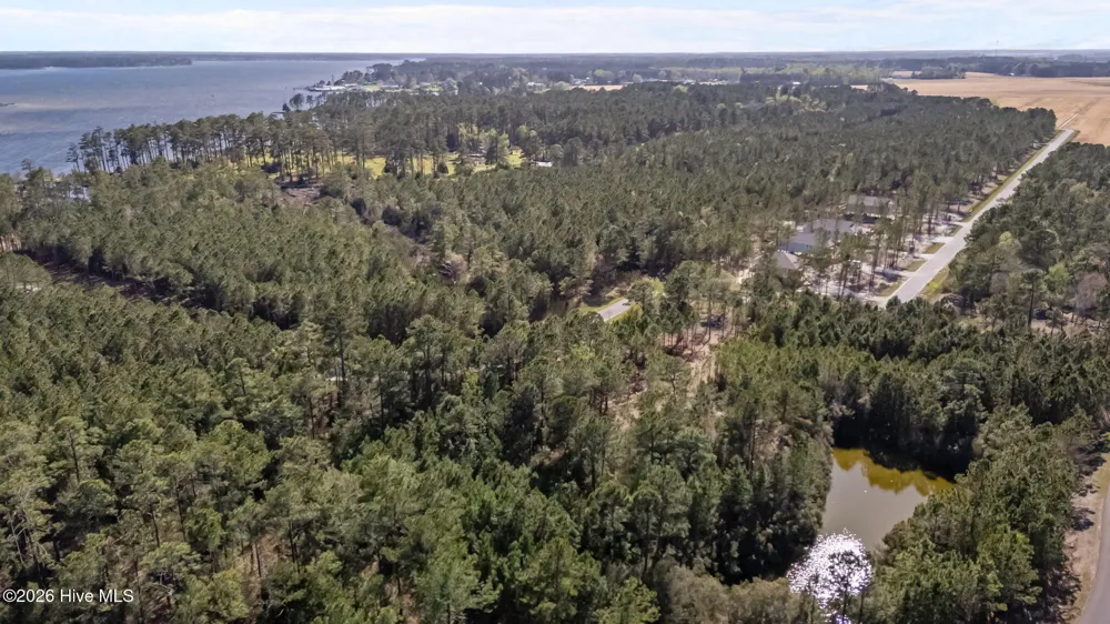 11 E Diamond Shoal Lane Vandemere, NC 28587