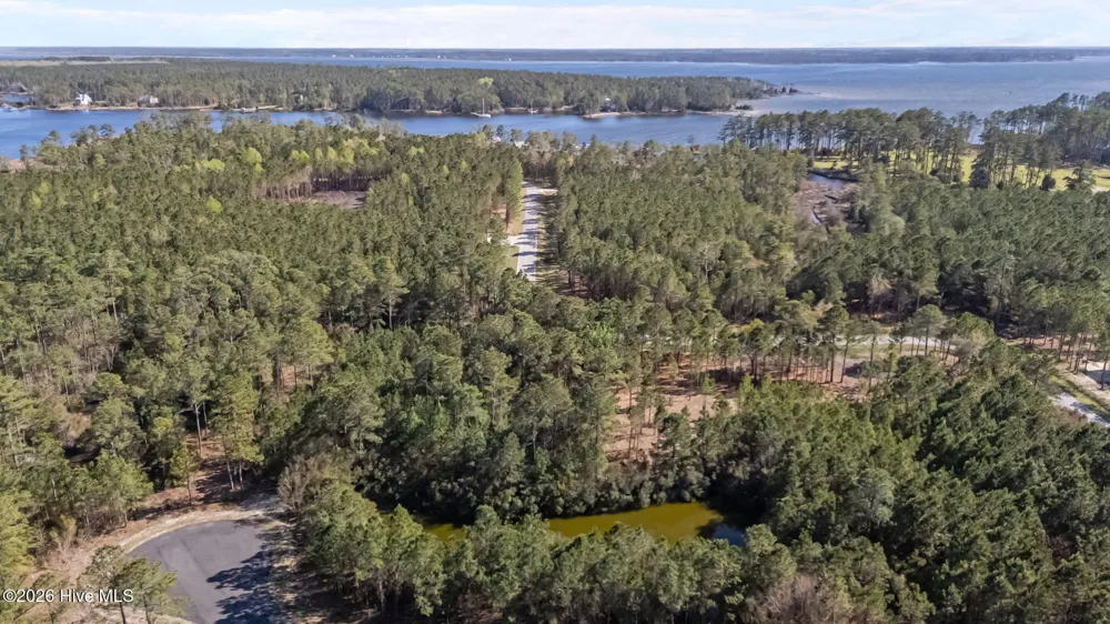 11 E Diamond Shoal Lane Vandemere, NC 28587