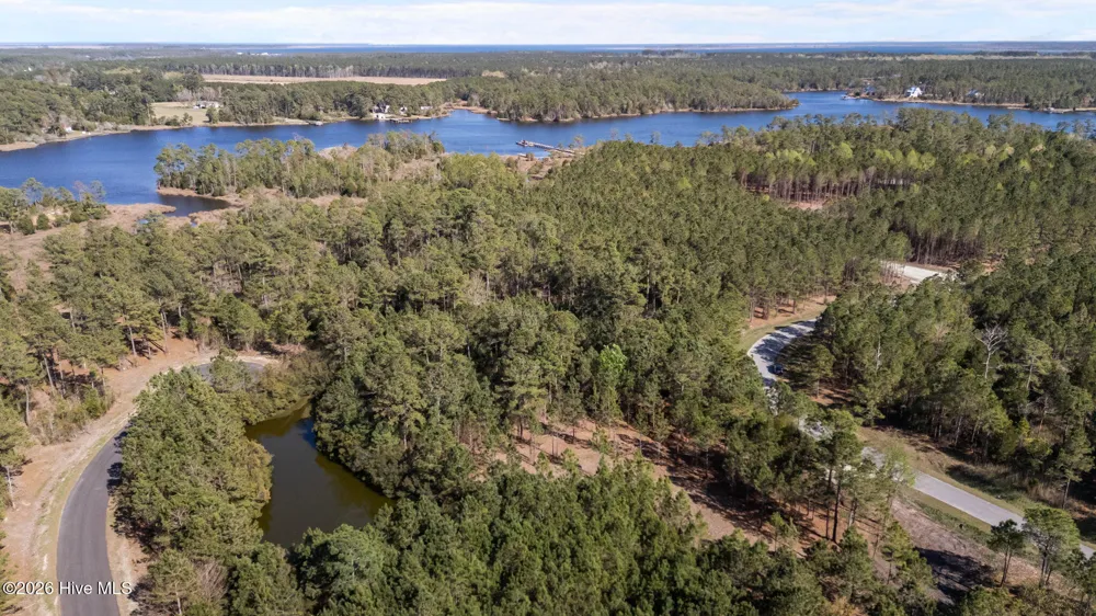11 E Diamond Shoal Lane Vandemere, NC 28587