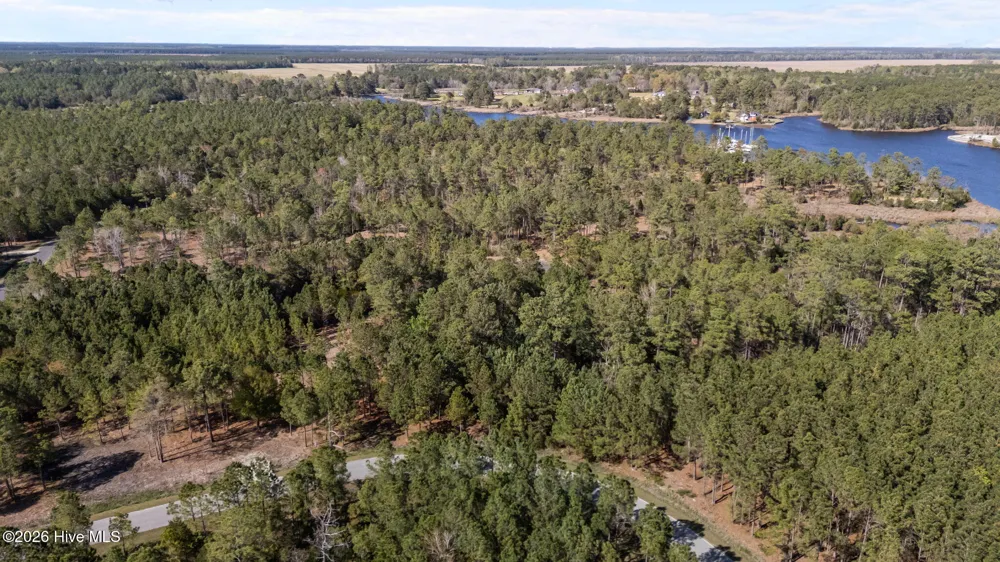 11 E Diamond Shoal Lane Vandemere, NC 28587