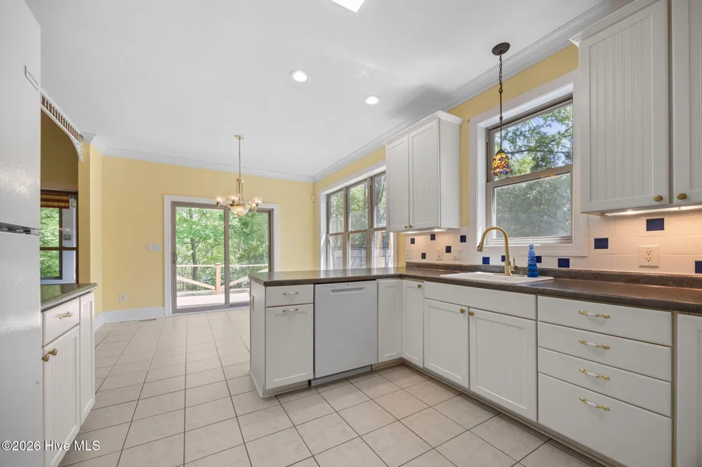 1 Joshua Drive Chocowinity, NC 27817