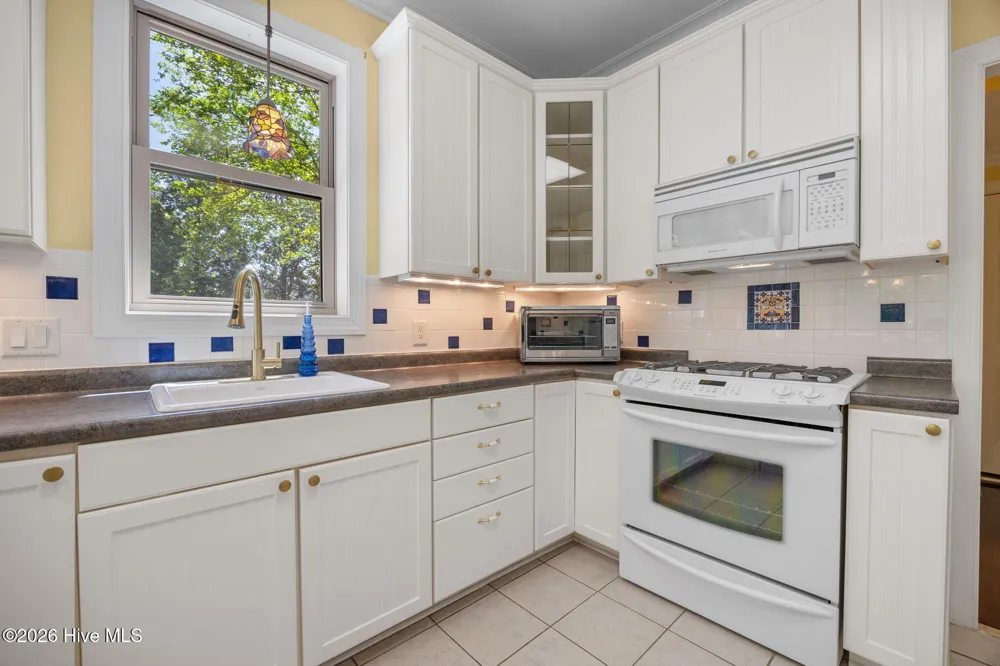 1 Joshua Drive Chocowinity, NC 27817