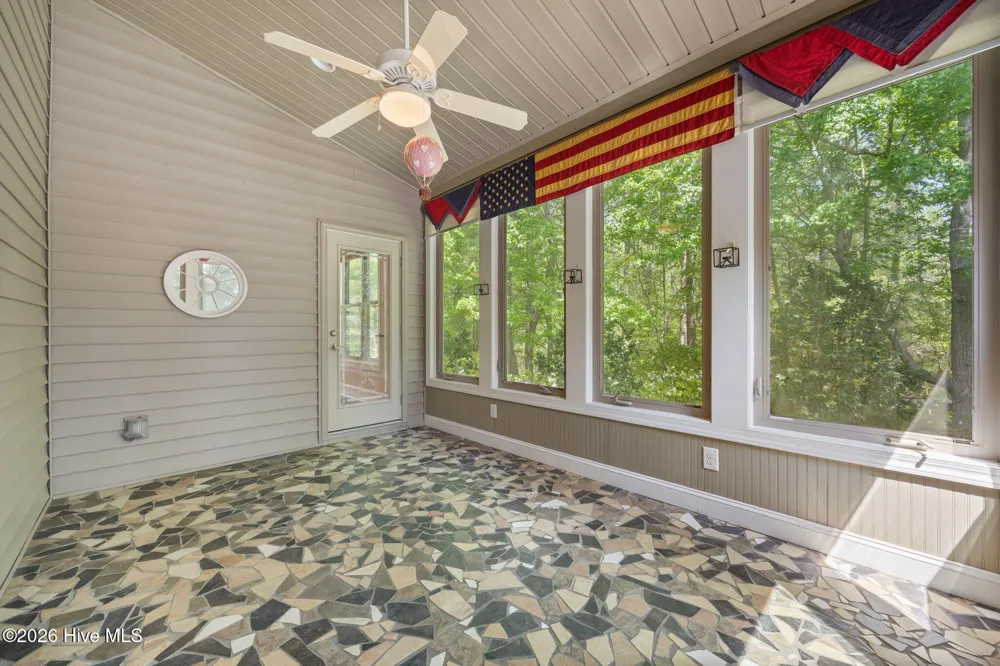 1 Joshua Drive Chocowinity, NC 27817