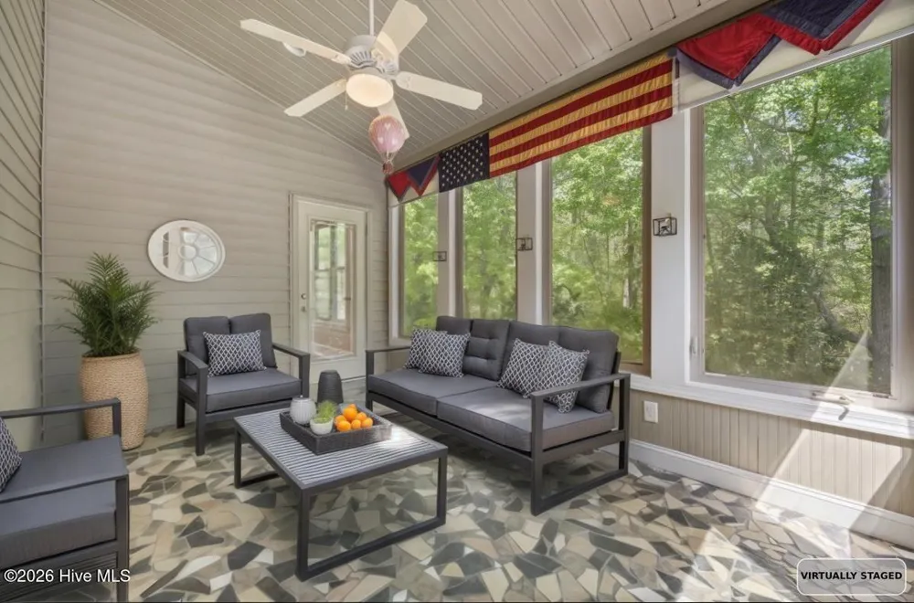 1 Joshua Drive Chocowinity, NC 27817