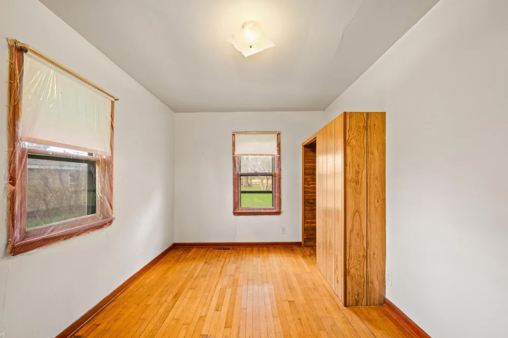 55796 92nd Avenue Dowagiac, MI 49047