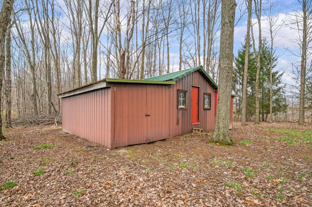 55796 92nd Avenue Dowagiac, MI 49047