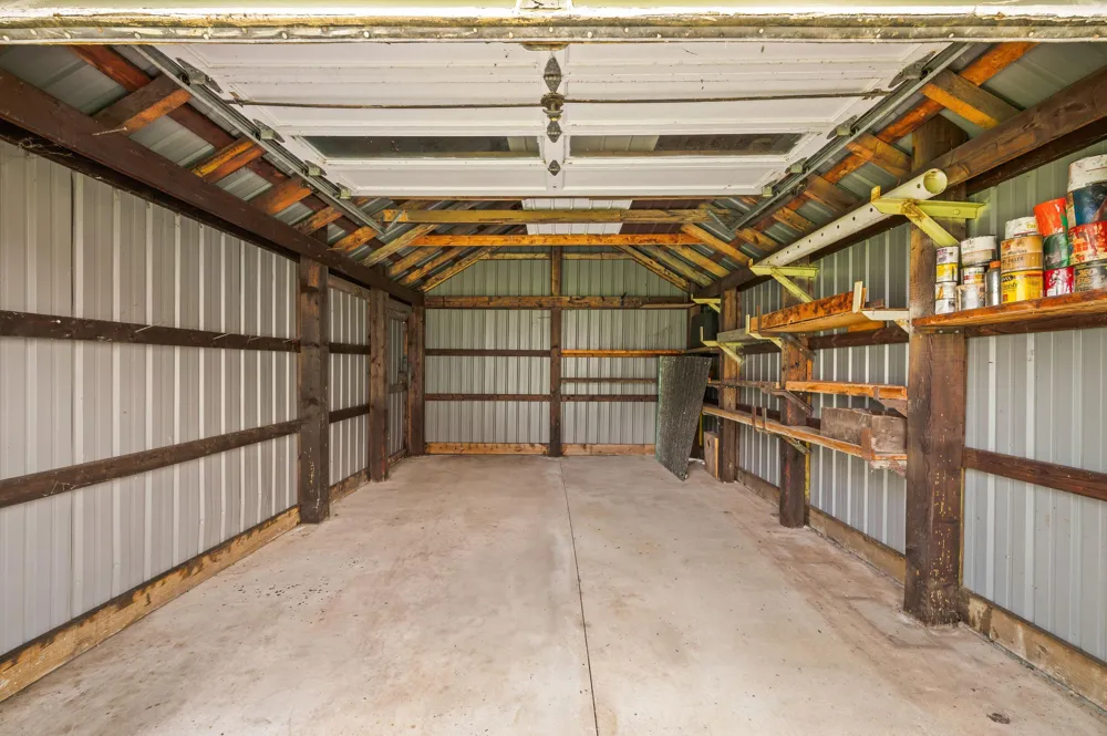 55796 92nd Avenue Dowagiac, MI 49047