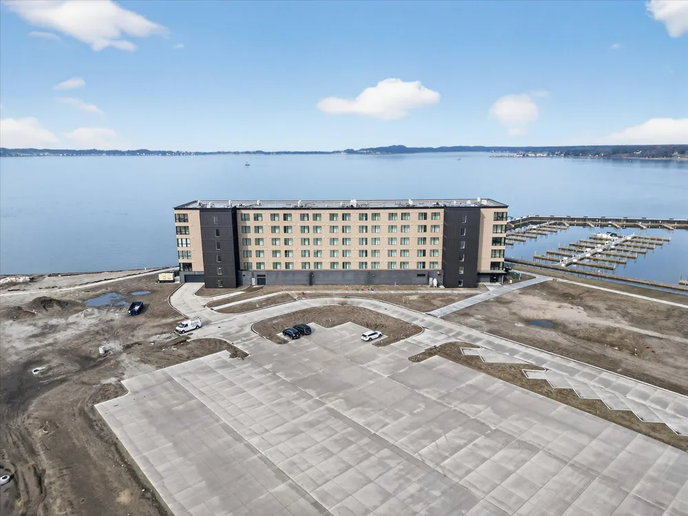 901 Adelaide Circle #602 Muskegon, MI 49441