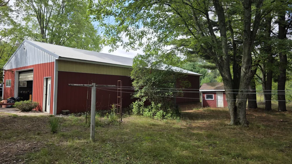 9945 US-31 Free Soil, MI 49411
