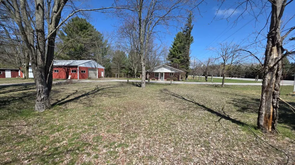 9945 US-31 Free Soil, MI 49411