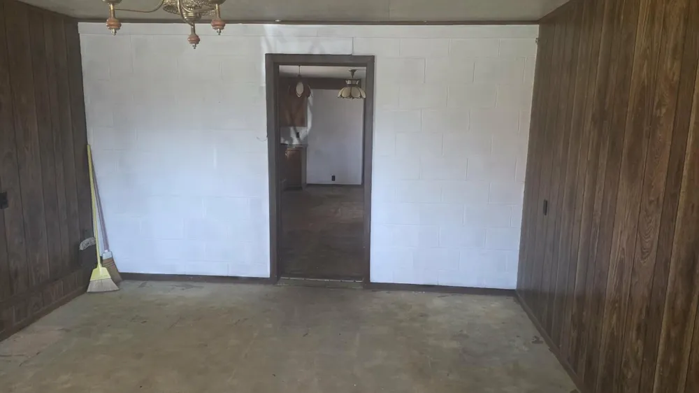9945 US-31 Free Soil, MI 49411