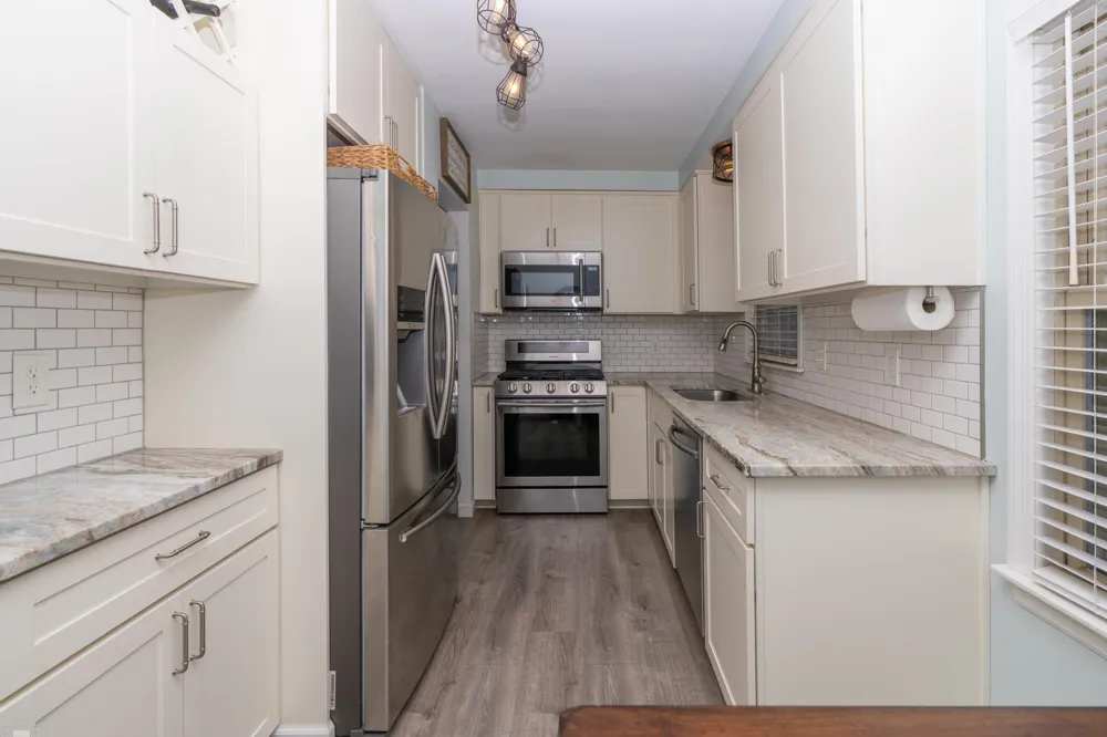 16605 Rosemary Street Fraser City, MI 48026