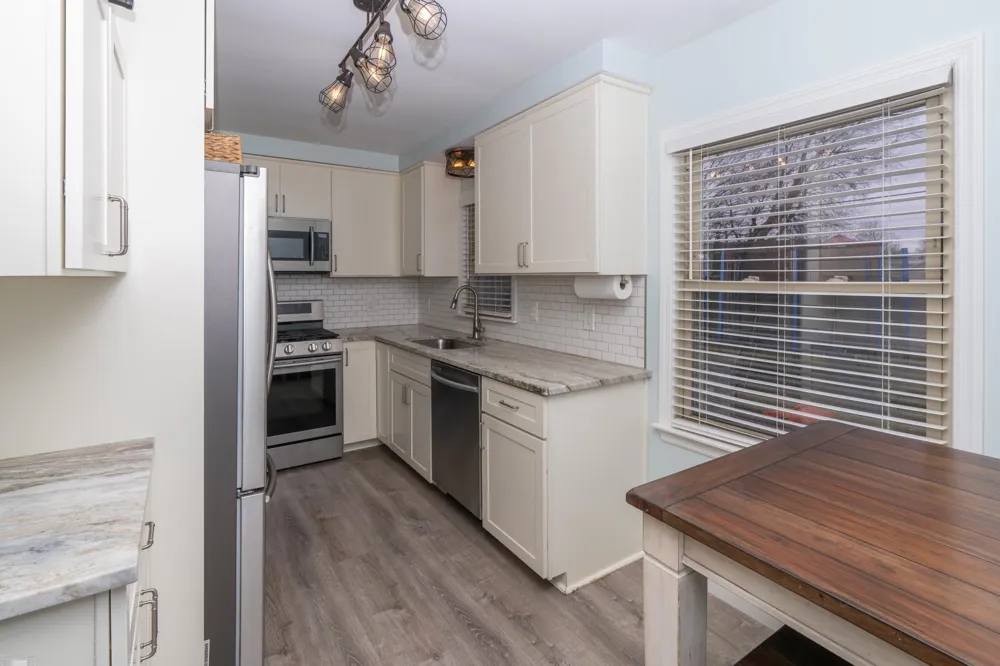 16605 Rosemary Street Fraser City, MI 48026