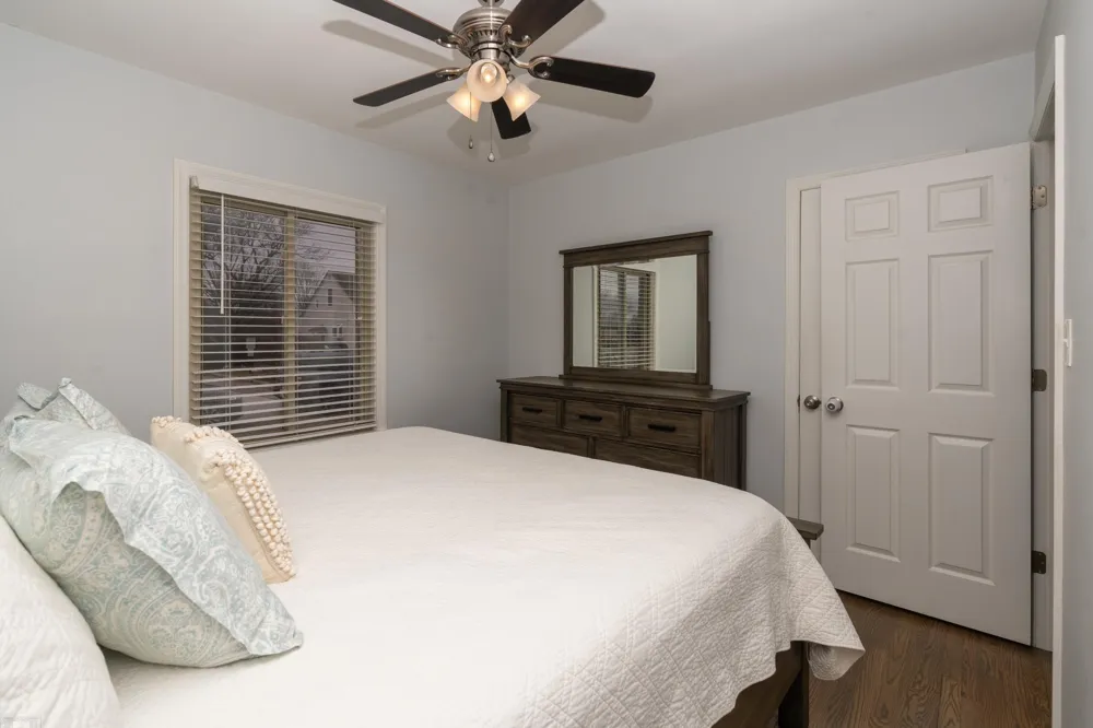 16605 Rosemary Street Fraser City, MI 48026