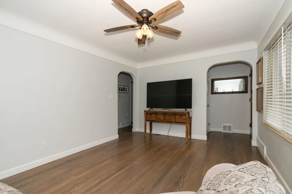 16605 Rosemary Street Fraser City, MI 48026