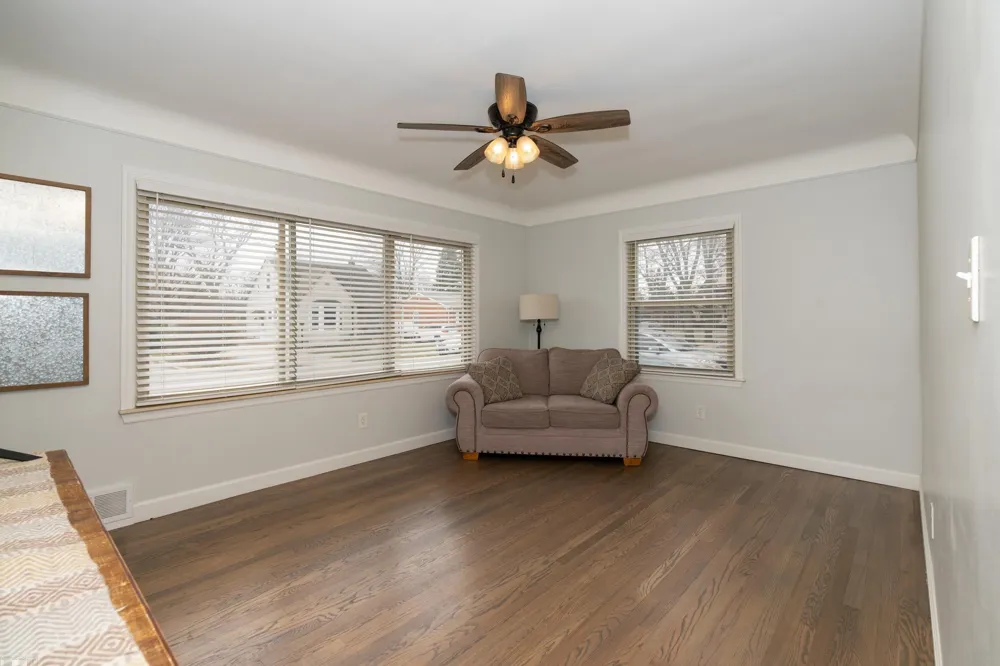 16605 Rosemary Street Fraser City, MI 48026