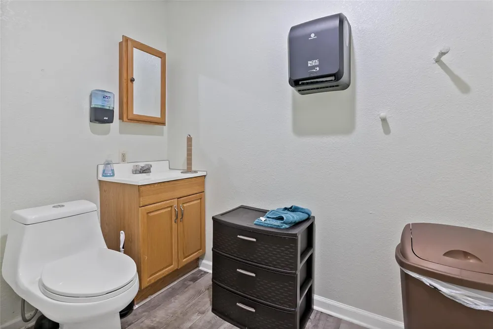 210 S Tammye Lane Madisonville, TX 77864