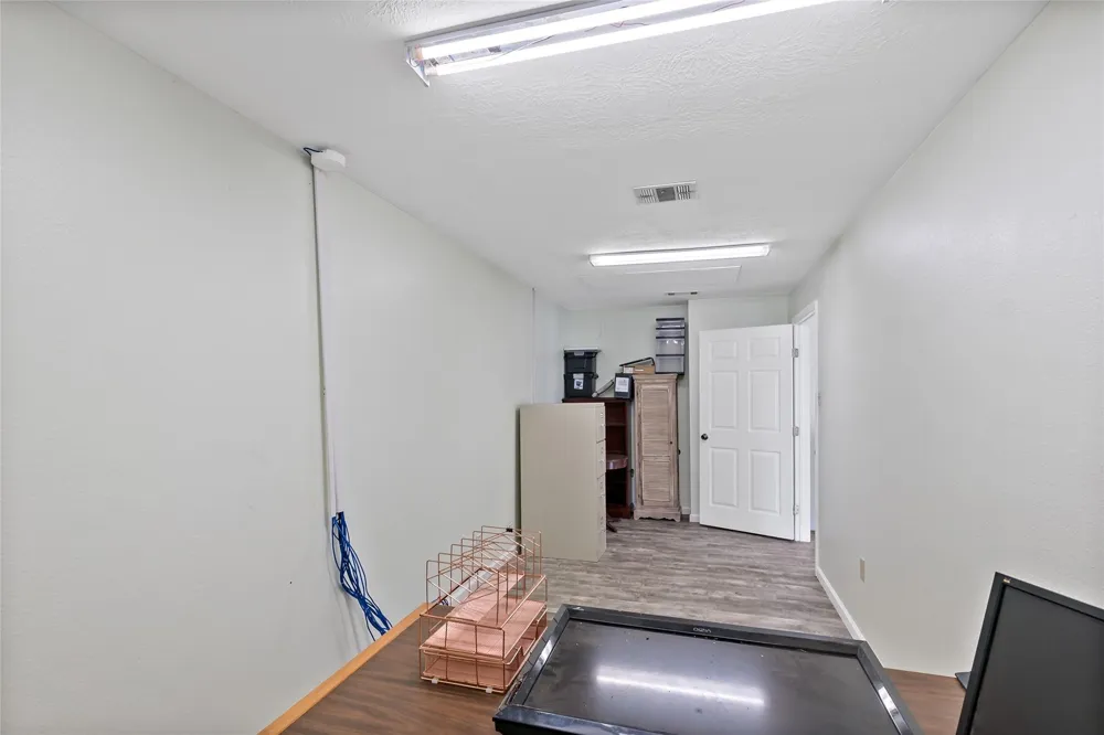 210 S Tammye Lane Madisonville, TX 77864