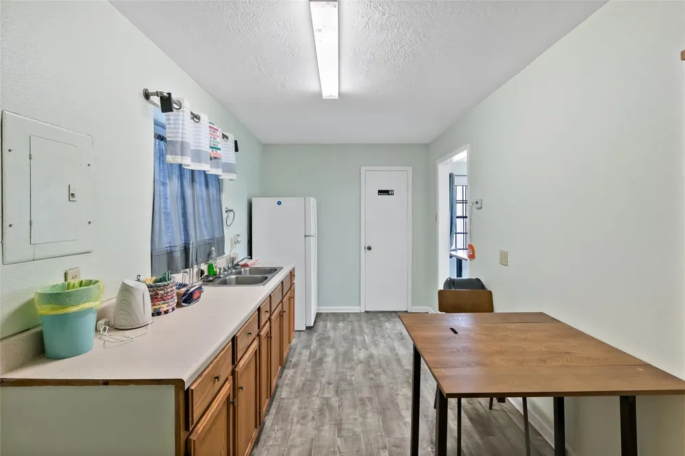 210 S Tammye Lane Madisonville, TX 77864