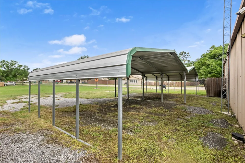 210 S Tammye Lane Madisonville, TX 77864