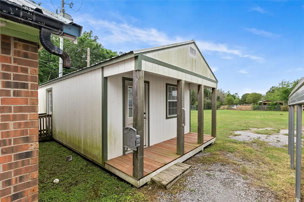 210 S Tammye Lane Madisonville, TX 77864