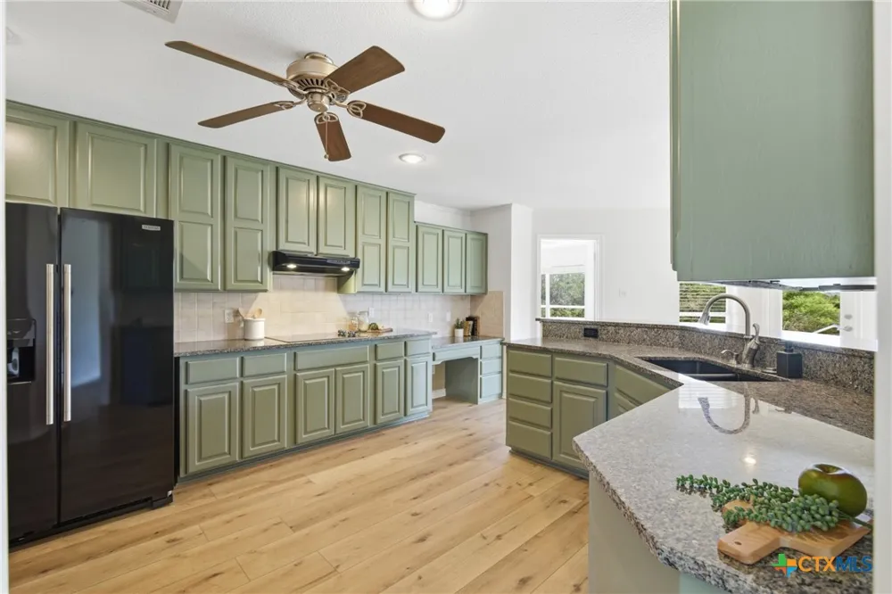 71 Wrangler Drive Belton, TX 76513