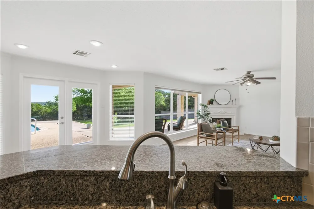 71 Wrangler Drive Belton, TX 76513