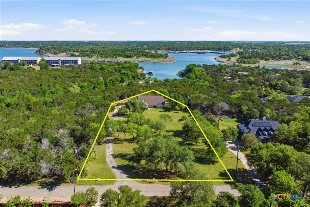 71 Wrangler Drive Belton, TX 76513