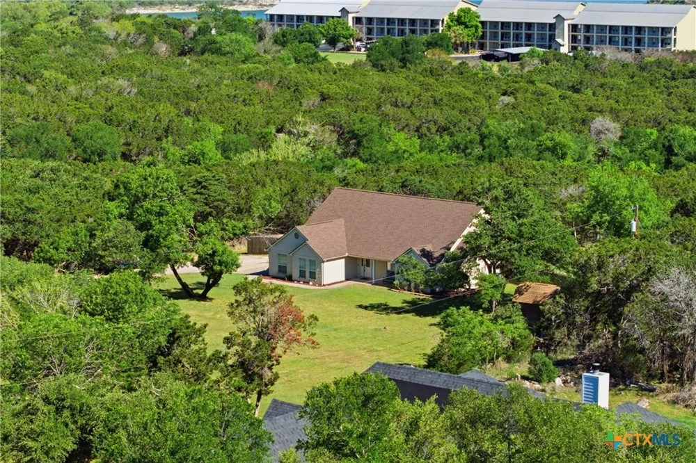 71 Wrangler Drive Belton, TX 76513