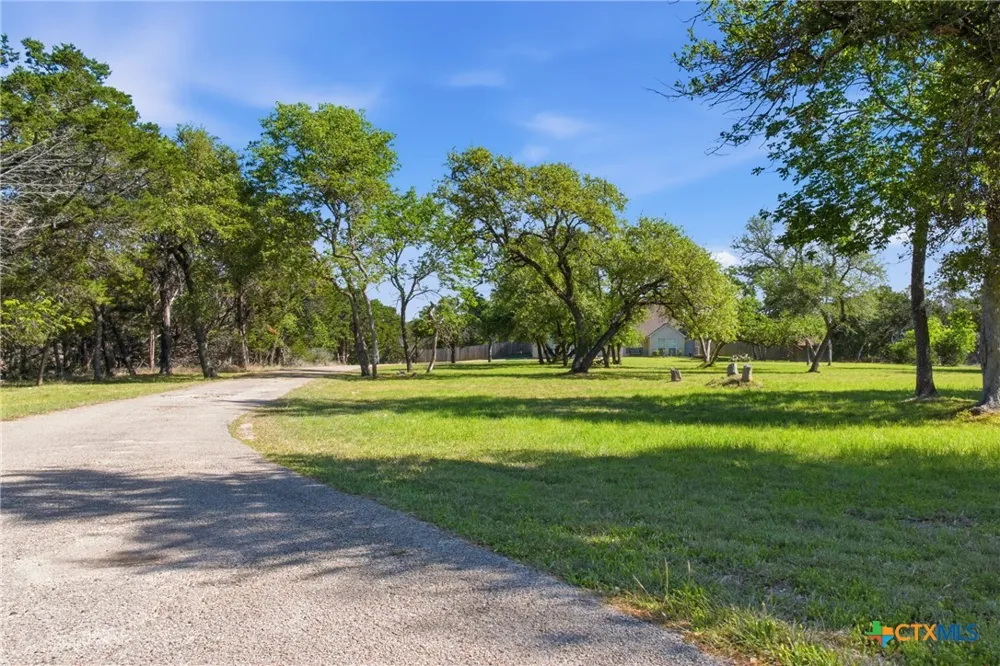 71 Wrangler Drive Belton, TX 76513