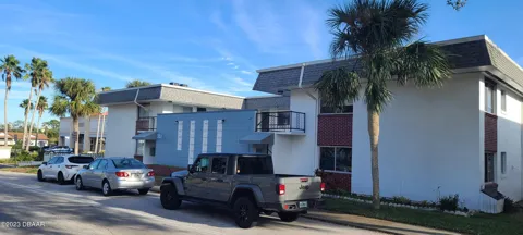 301 Ridge Boulevard #1020