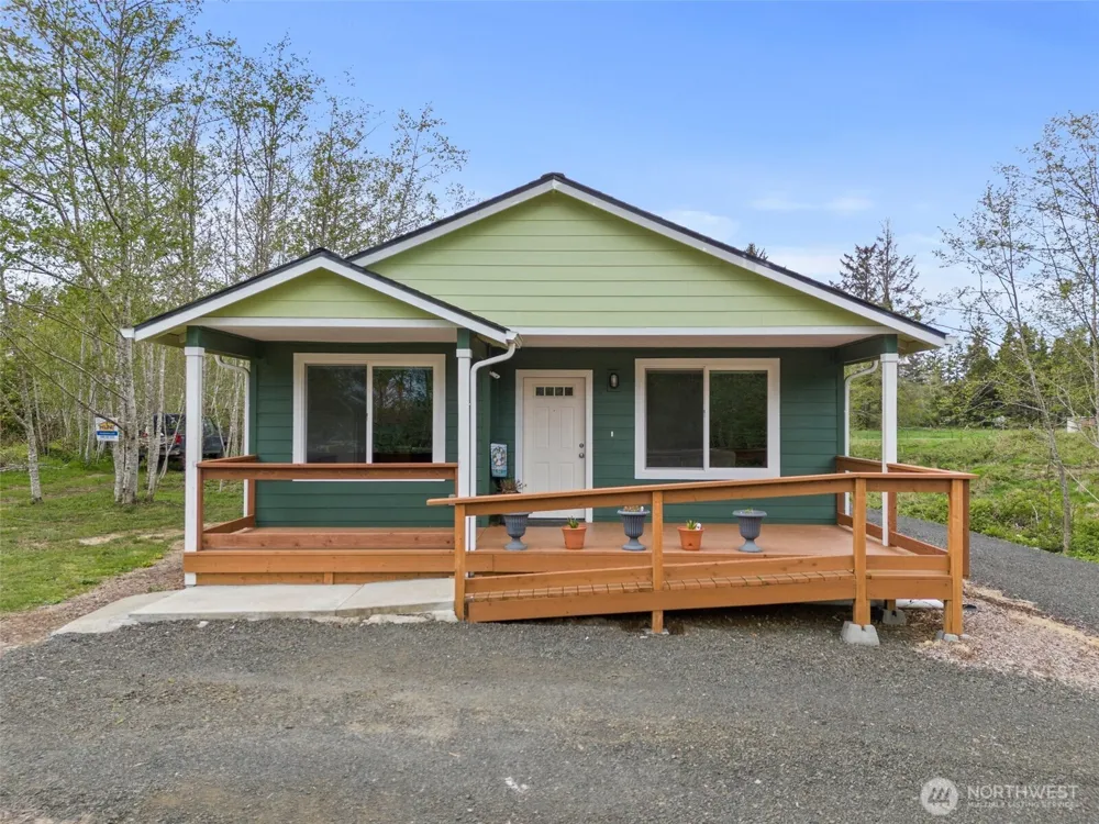 23 Sunrise Lane South Bend, WA 98586
