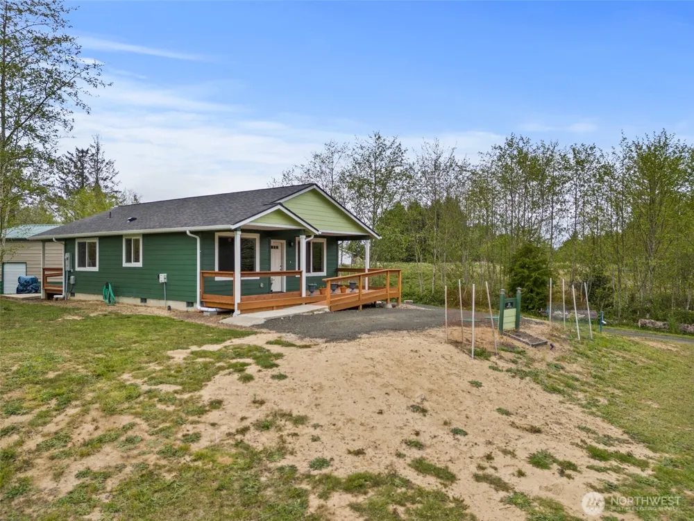 23 Sunrise Lane South Bend, WA 98586