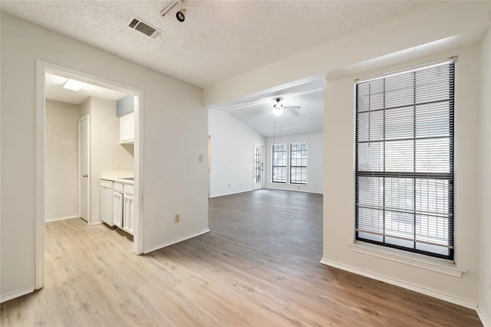 1202 Thorpe Lane #216 San Marcos, TX 78666