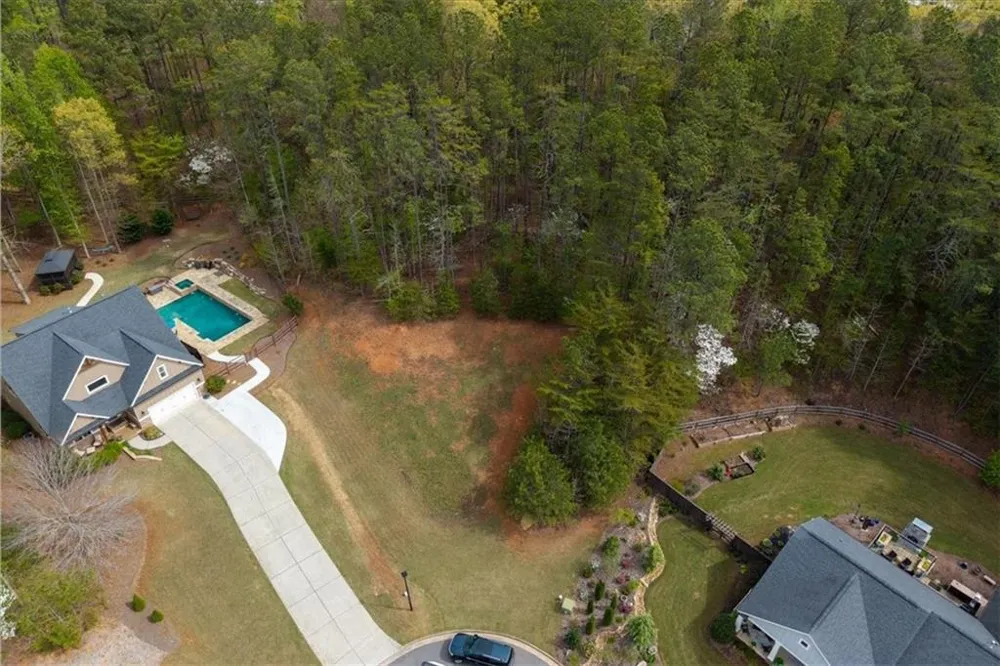 18 Pinoak Trail SE Cartersville, GA 30121