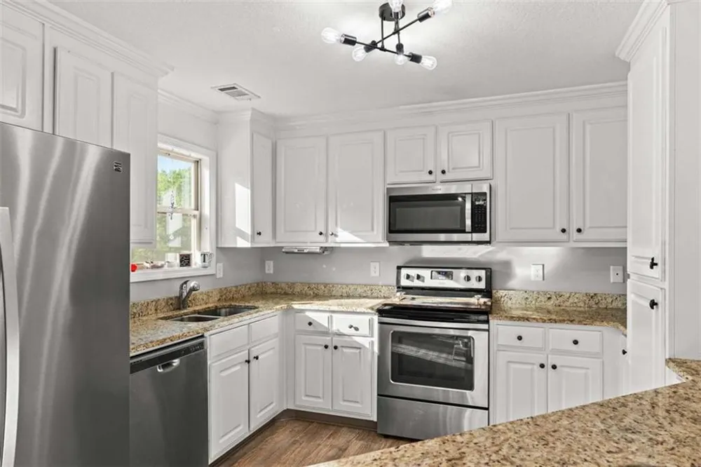 285 Mama B Drive Danielsville, GA 30633