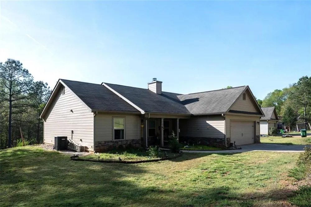 285 Mama B Drive Danielsville, GA 30633