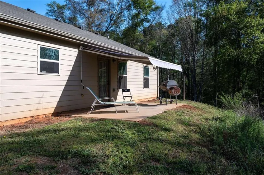 285 Mama B Drive Danielsville, GA 30633
