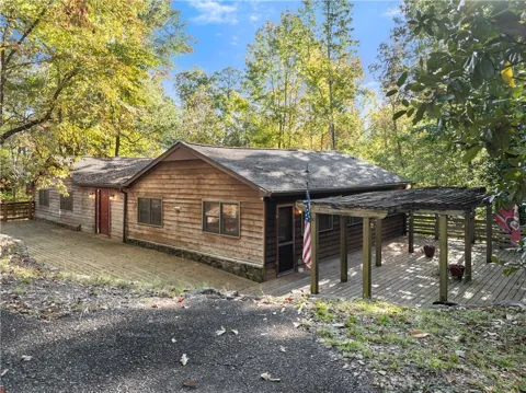 773 Shorewood Circle
