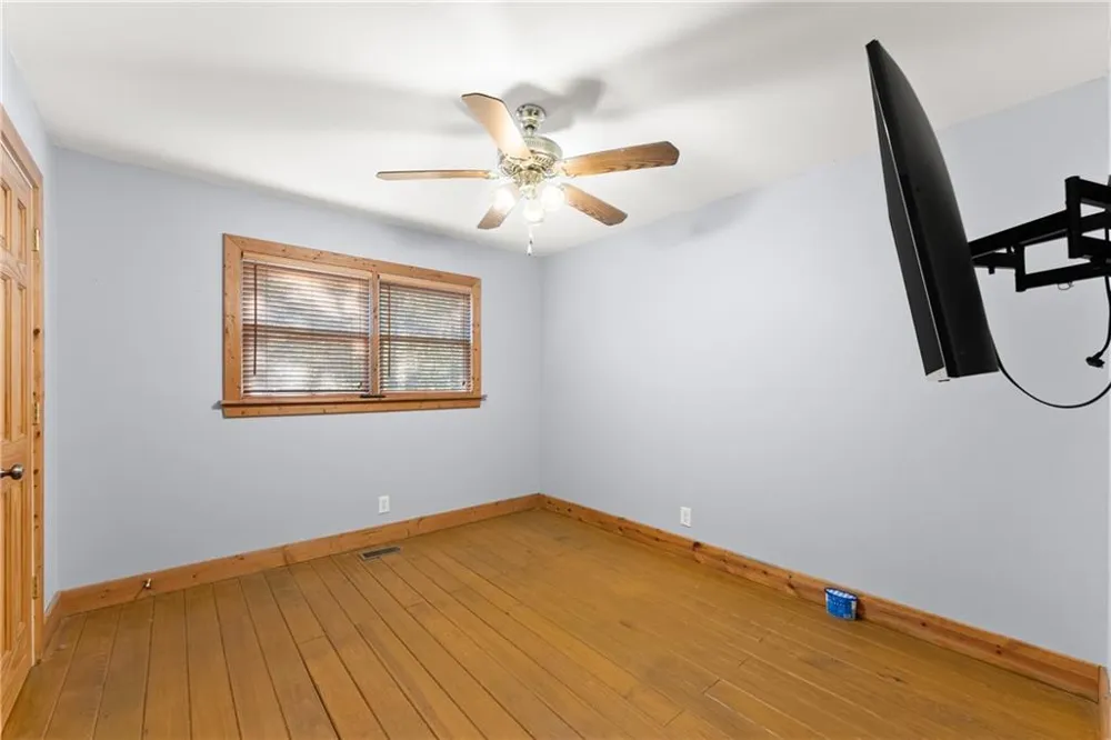 773 Shorewood Circle Toccoa, GA 30577