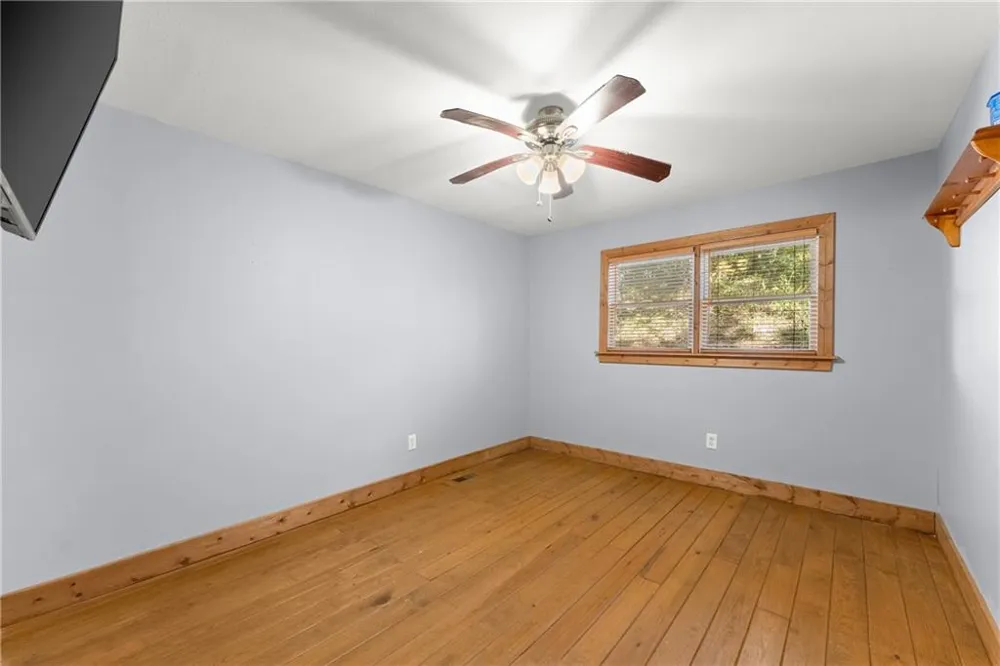773 Shorewood Circle Toccoa, GA 30577