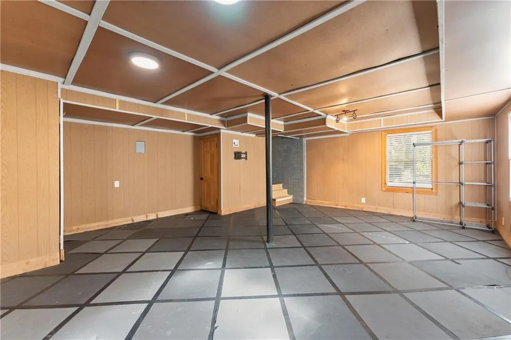 773 Shorewood Circle Toccoa, GA 30577