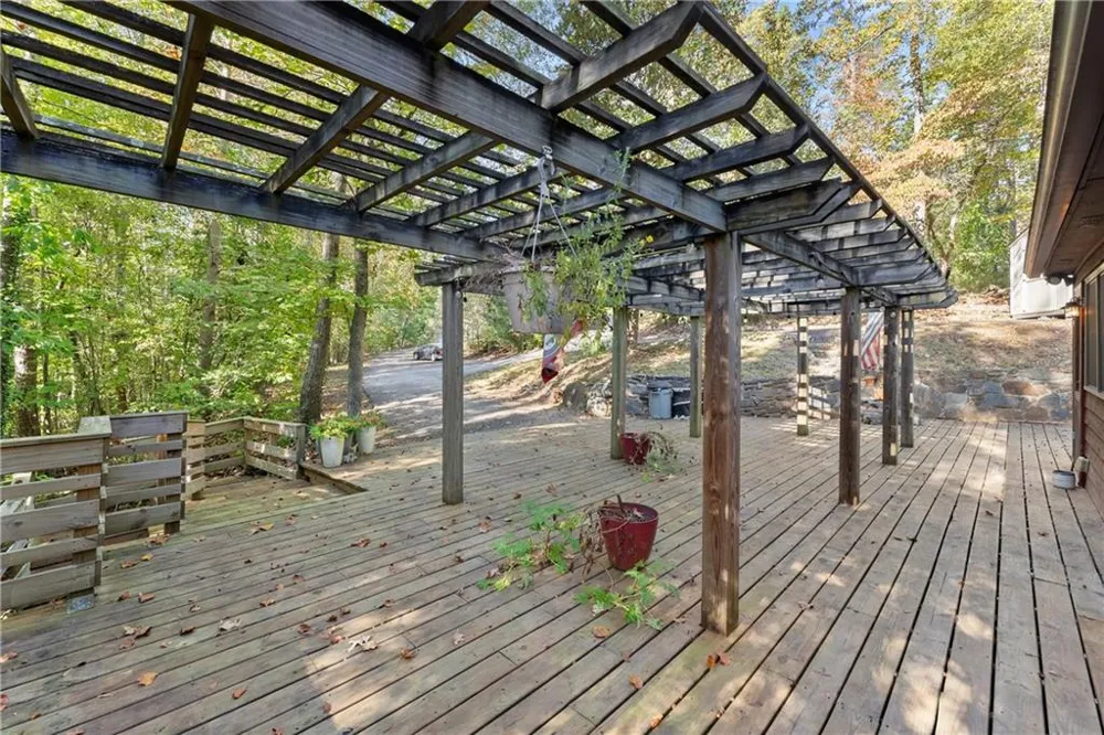 773 Shorewood Circle Toccoa, GA 30577