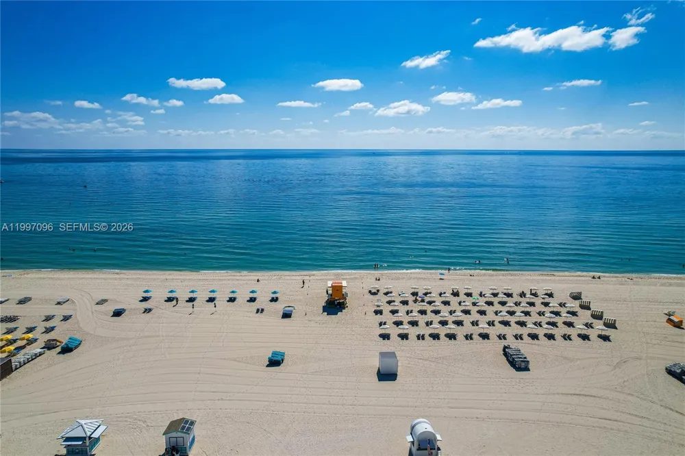 1500 Ocean Dr #PH-05 Miami Beach, FL 33139