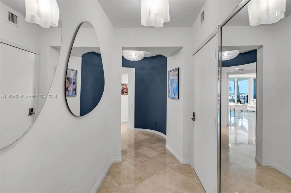1500 Ocean Dr #PH-05 Miami Beach, FL 33139