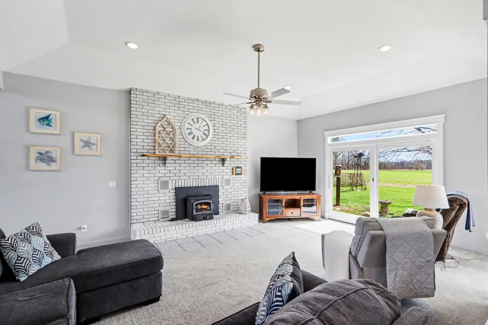 48379 Hill Drive Decatur, MI 49045