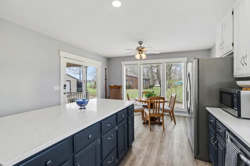 48379 Hill Drive Decatur, MI 49045