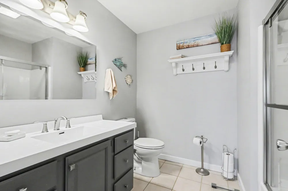 48379 Hill Drive Decatur, MI 49045